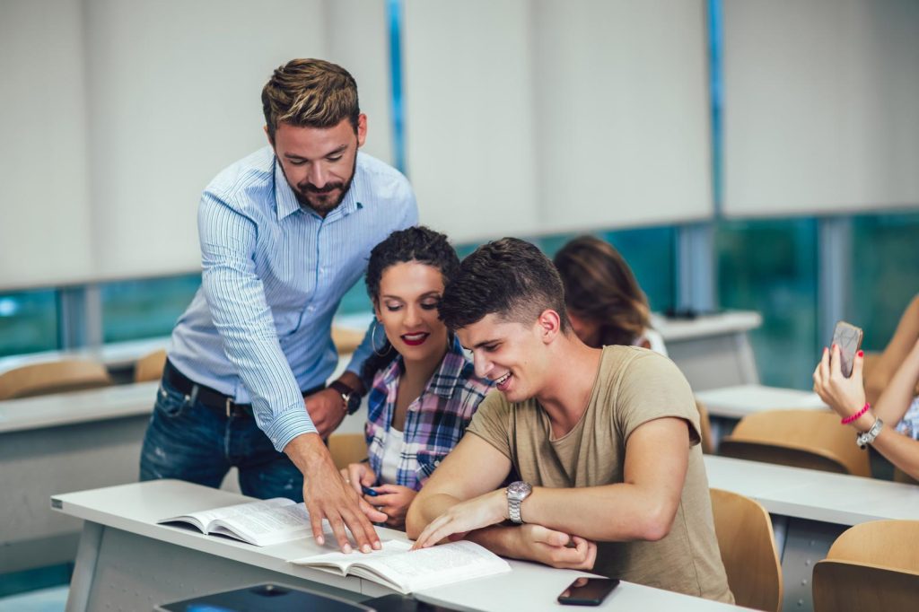Scuole paritarie a Aiello del Sabato