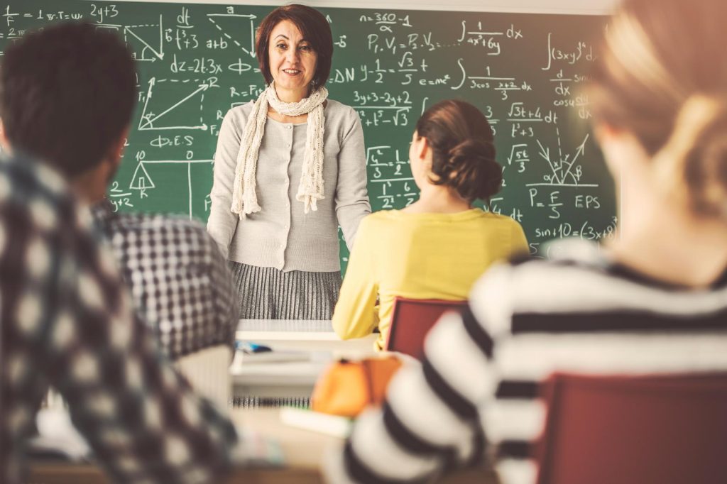 Scuole serali a Borgo San Giacomo