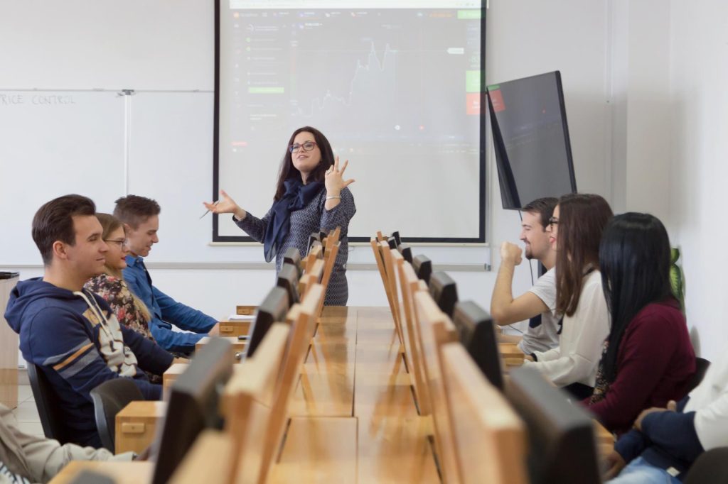 Scuole serali a Cupello