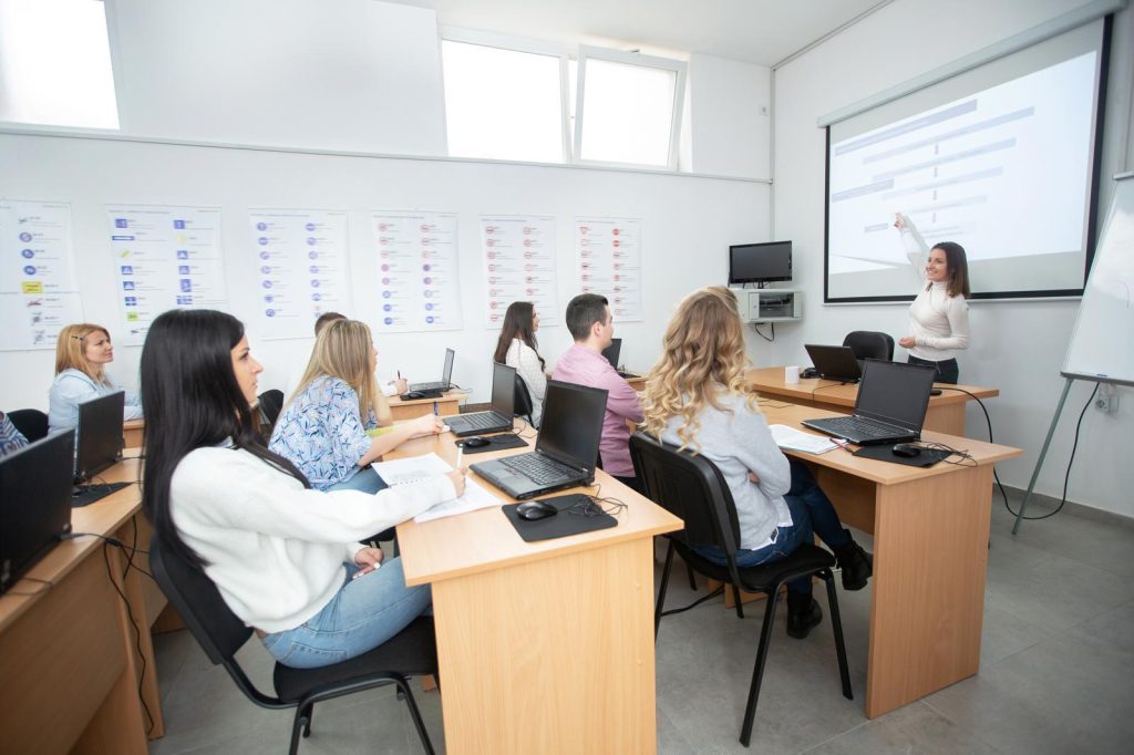 Scuole serali a Laives